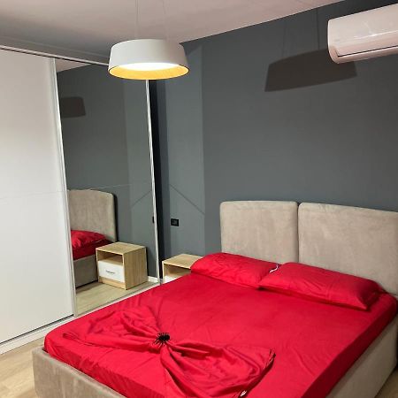 Amion Apartment In Center Of Tirana Exterior photo