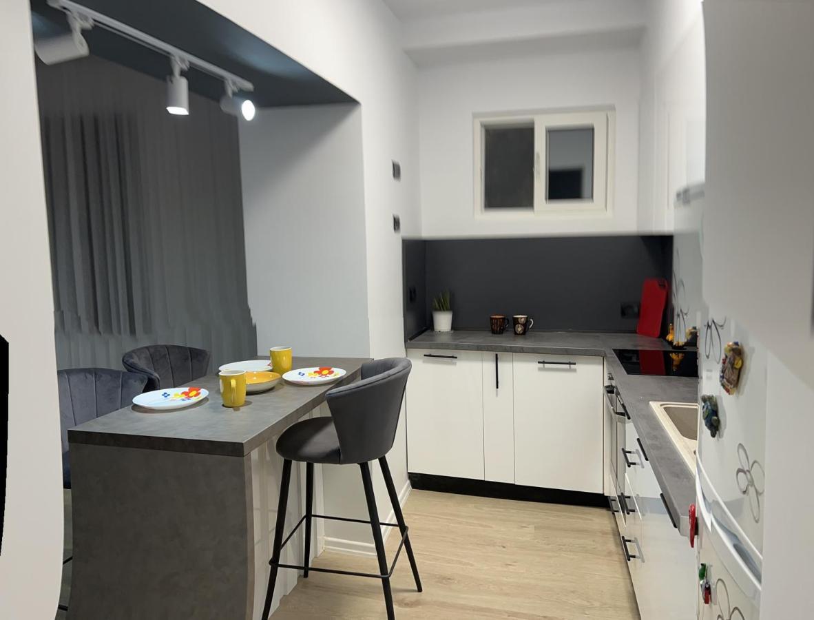 Amion Apartment In Center Of Tirana Exterior photo
