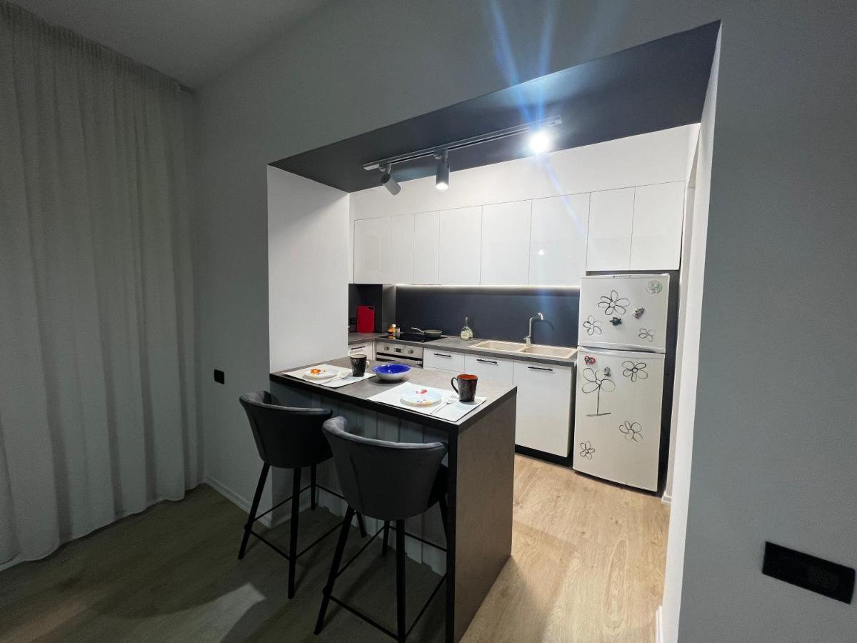 Amion Apartment In Center Of Tirana Exterior photo