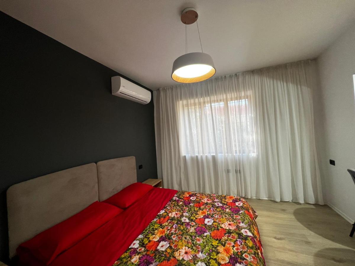 Amion Apartment In Center Of Tirana Exterior photo