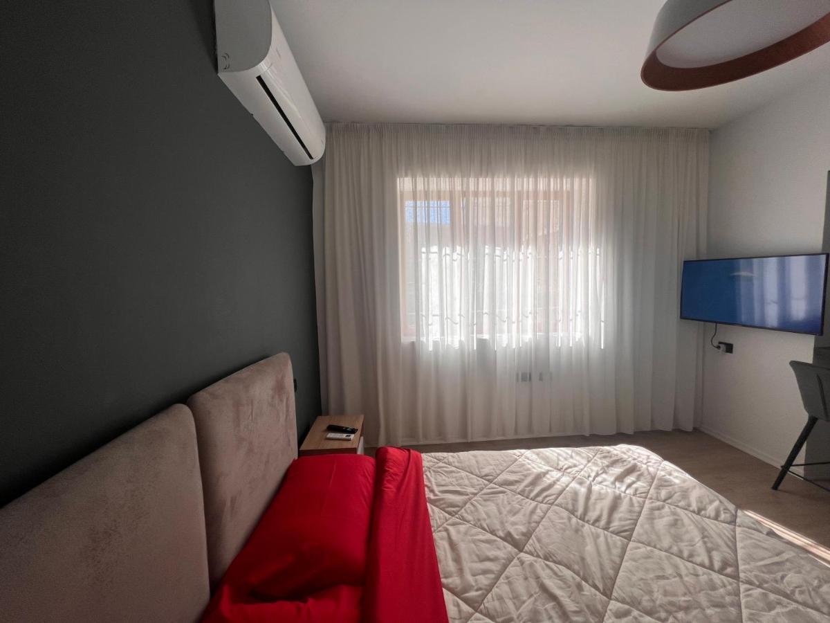 Amion Apartment In Center Of Tirana Exterior photo